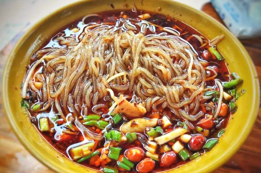 成都有什么让人念念不忘的小吃,成都最好吃的五种小吃