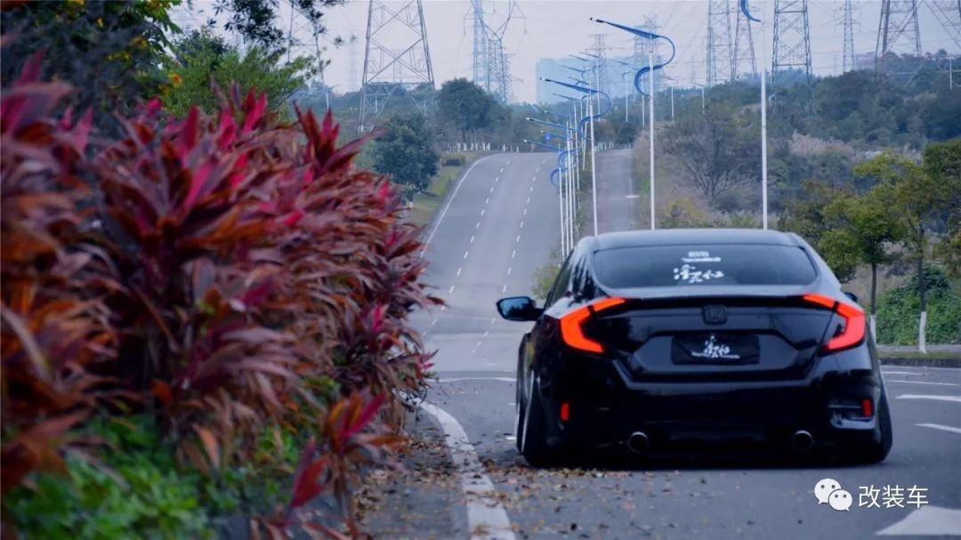 十代思域无损改装音响不改功放,十代思域hatchback红色改装方案