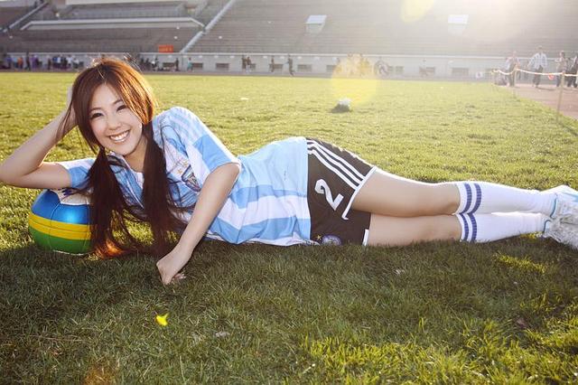 宅男女神的电影，除了秀身材、大长腿和大尺度，就再也没有看点了