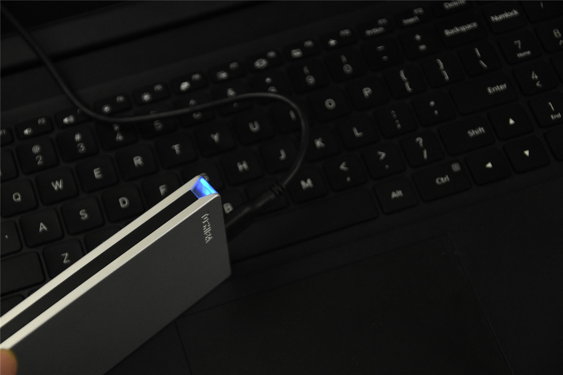 东芝移动硬盘slim2t,东芝移动硬盘slim