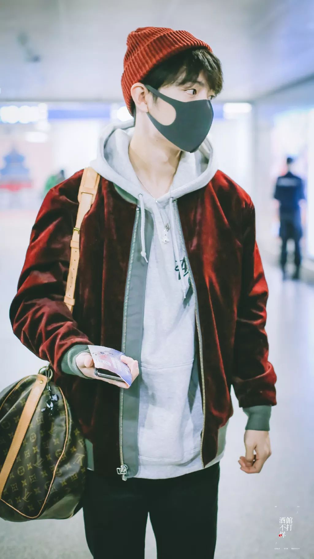 你穿的衣服这么土是大妈风吗,为啥我穿衣服总是那么土