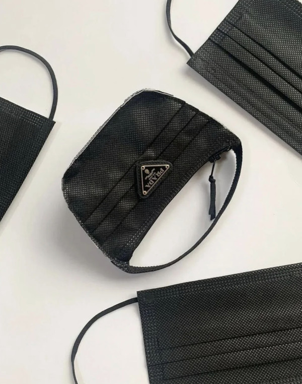 盘点blackpink又丑又贵衣服,盘点blackpink的贵衣服