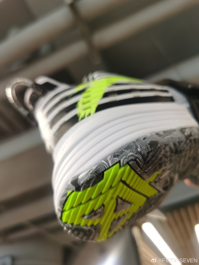 安踏分离式篮球鞋,安踏分离式大底跑鞋