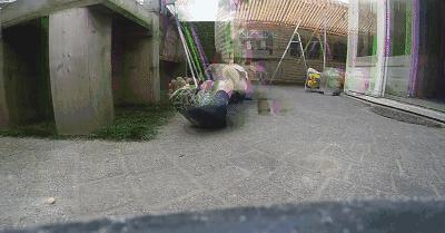 看着都痛的搞笑片段,各种看着都疼的作死瞬间