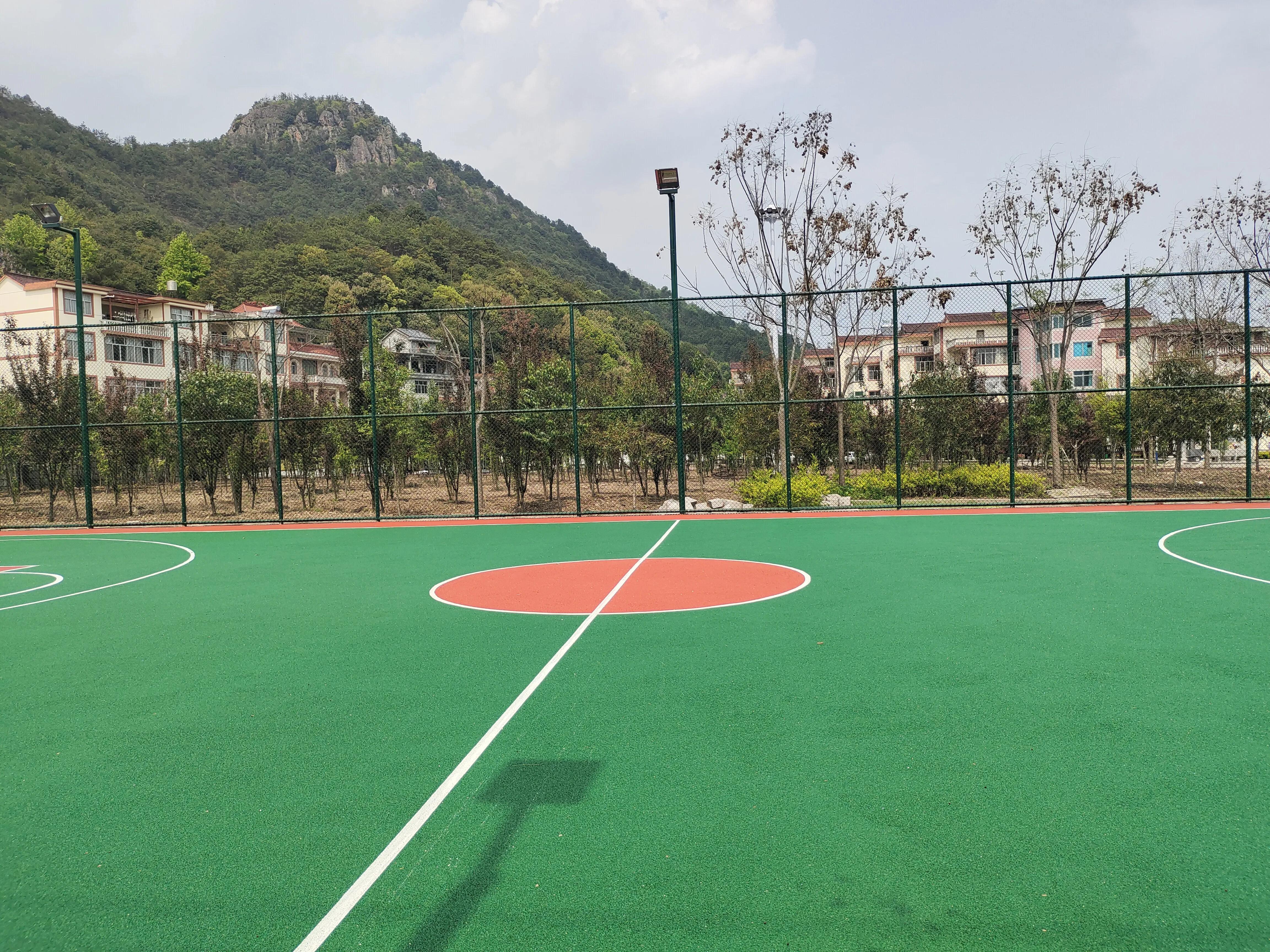 白岩寨公园篮球场,丽水白岩村跑道