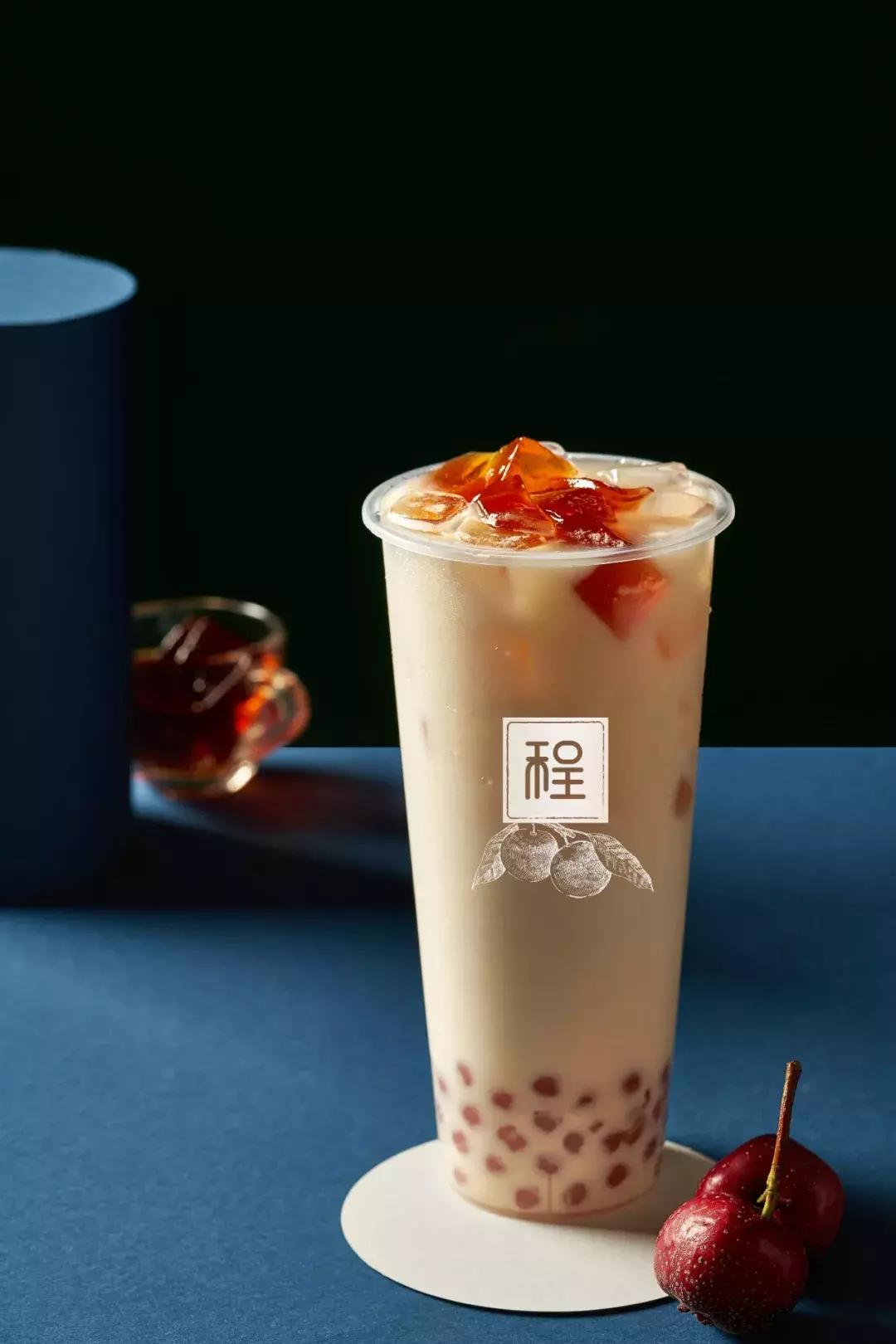 跨界奇葩｜时尚大王做秋衣，山楂打开方式其实是……