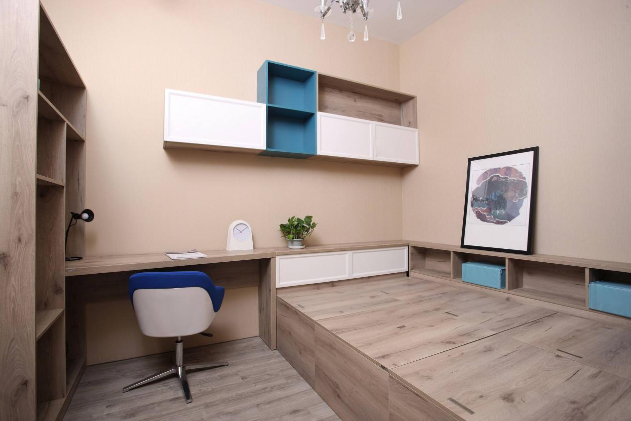 次卧榻榻米还是排骨架好,次卧打榻榻米衣柜