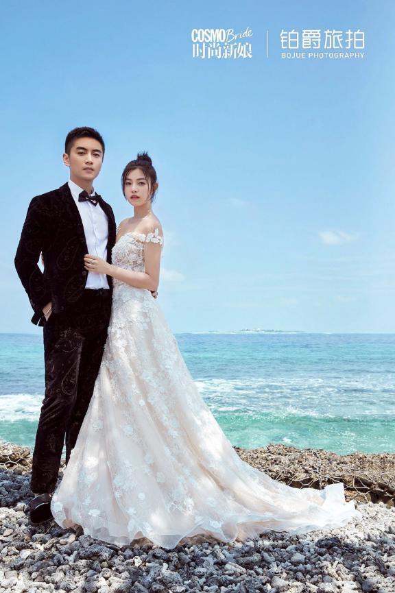 铂爵旅拍电梯广告,铂爵旅拍成都广告