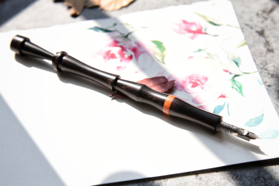 如何做一支蘸水笔,简易蘸水笔制作