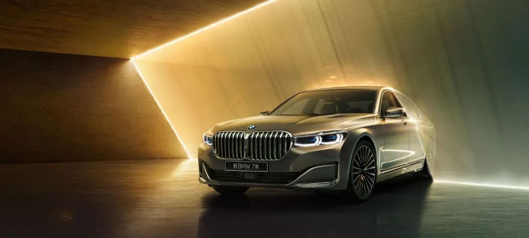 宝马7系和x7内饰哪个好,宝马7系和宝马x7哪个好