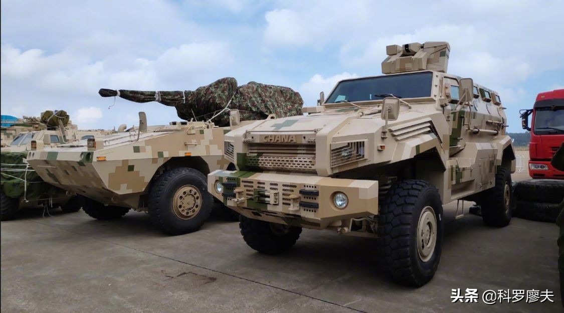 一炮炸坦克视频,一炮击穿战舰的坦克