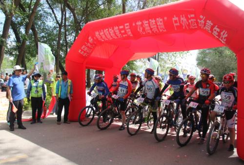 九师塔城额敏冰雪文化旅游节,额敏县农九师一六五团十里花海