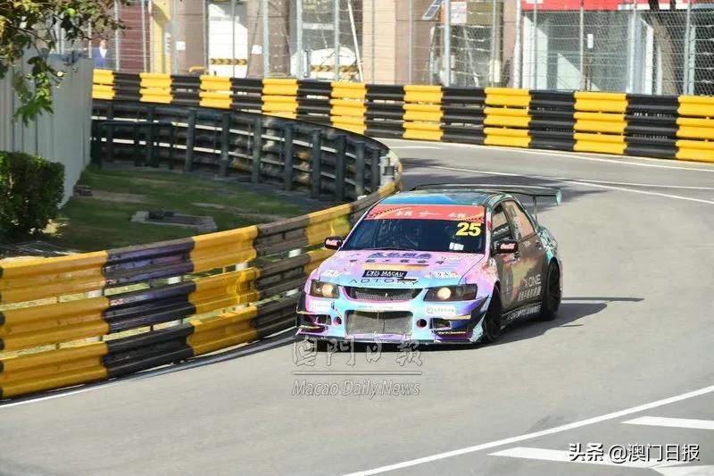 大赛车全部视频,大赛车比赛一个小时视频