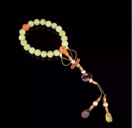 清朝最美手串图片 (清朝王族的奢侈手串真心美到极致)