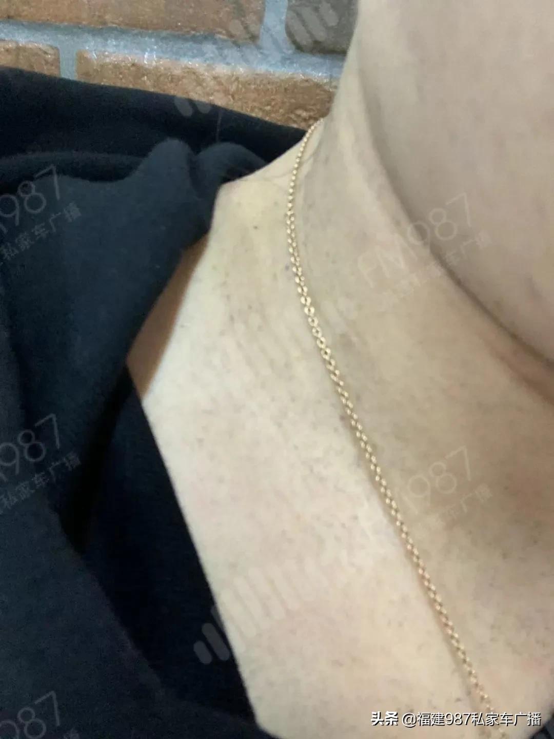 雷人！福州林小姐穿了这条裙子后，担心别人以为她没洗澡