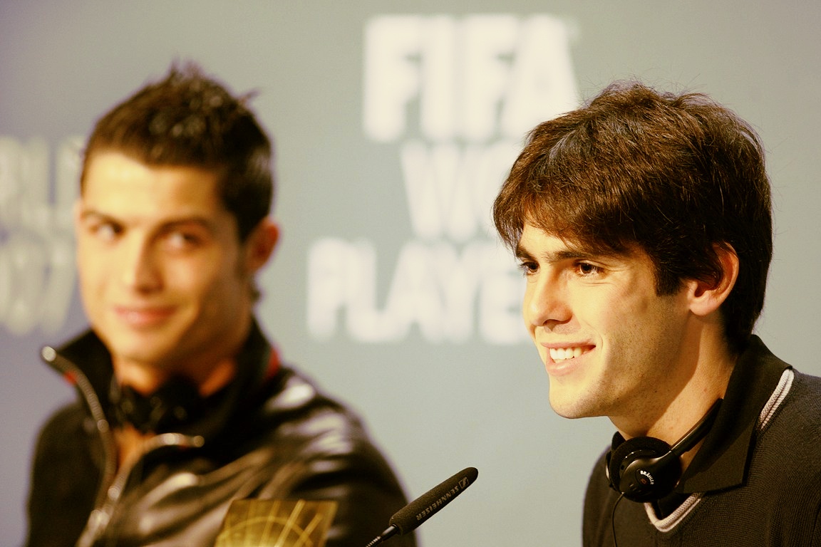 卡卡和前妻相爱吗,卡卡和前妻的恩爱视频