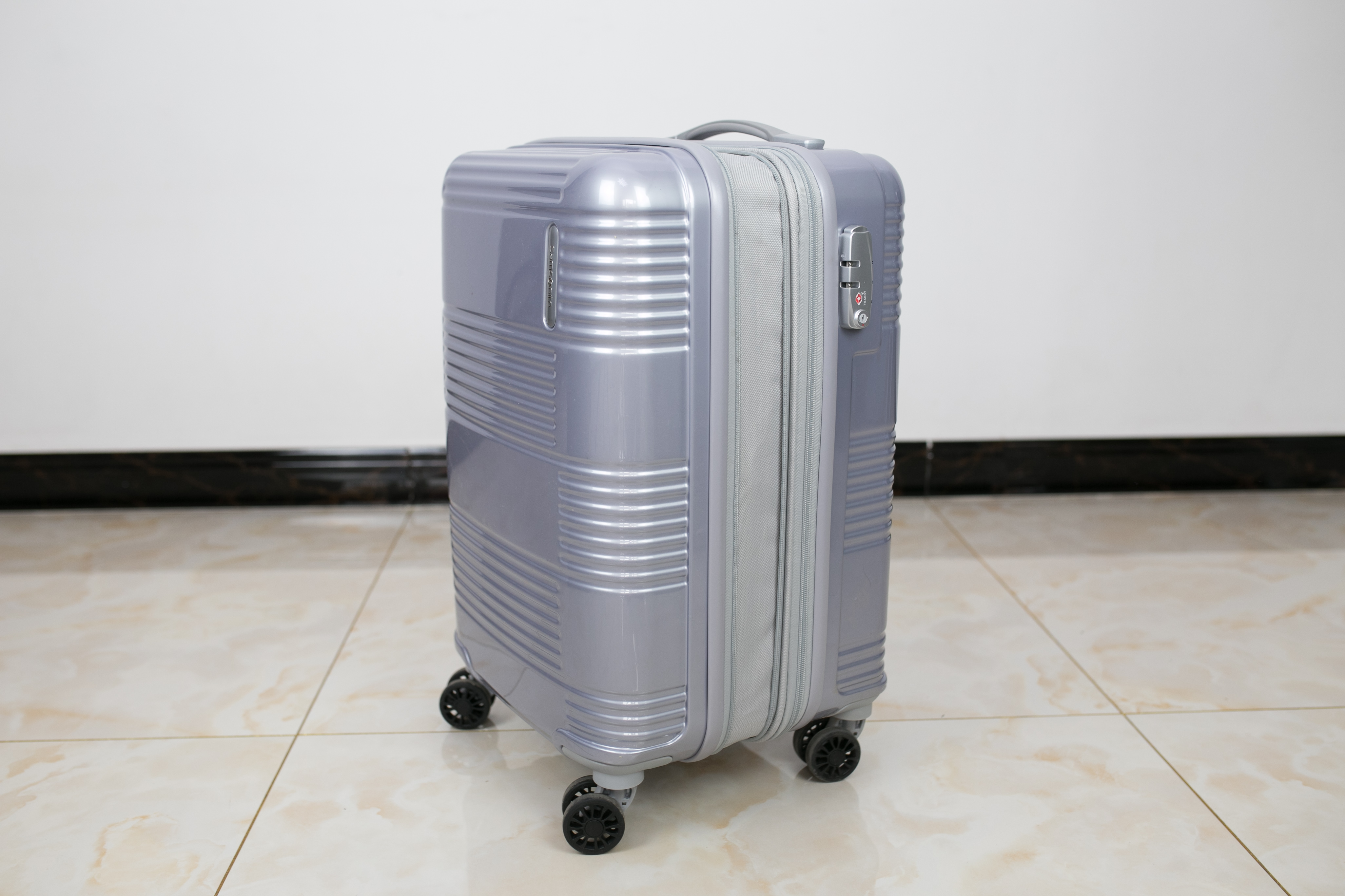 level8拉杆箱怎么样,24寸左右拉杆箱推荐哪款