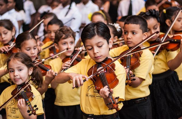 五个国家在音乐教育上的尝试：被边缘化的艺术如何帮助贫困儿童