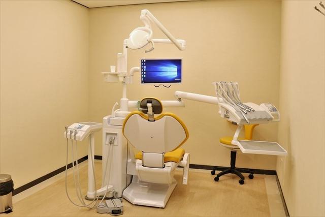 两次种牙仍失败,三甲医院专家详解为何这类人群不适合种植牙