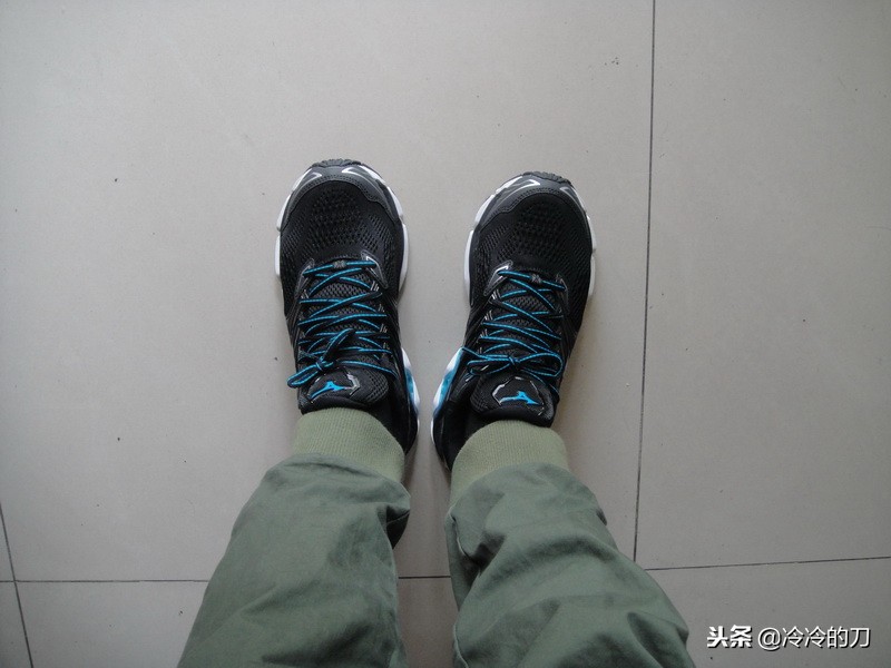 澎湃强劲,mizuno美津浓男女复古跑鞋