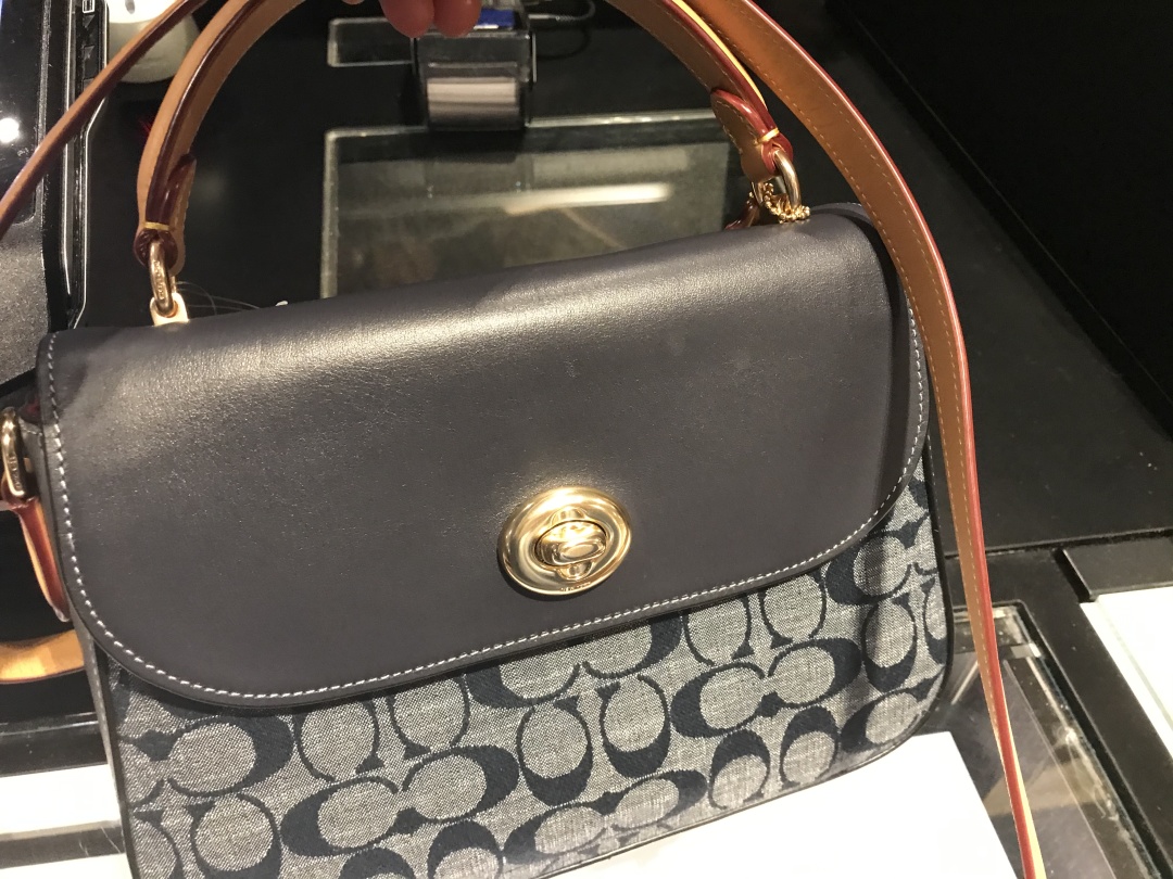 COACH皮质包,coach真皮男士包包