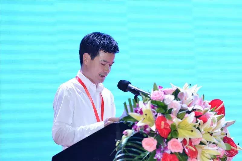 欠债400万翻身的真实案例,欠很多钱不敢回去过年