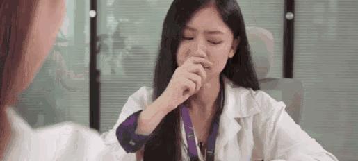 一张嘴就臭是咋回事,刷牙不管用的口臭怎么治