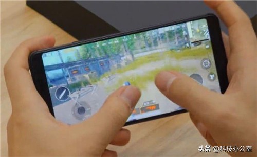 升级emui10到底好不好,emui10升级后huaweihicar在哪里