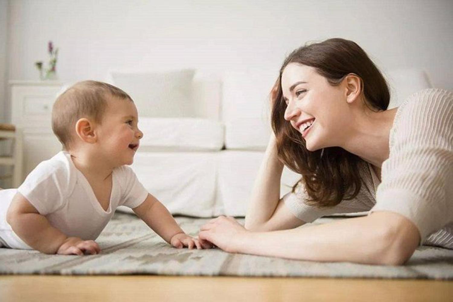 高景观婴儿车和普通婴儿车的区别,高景观和轻便婴儿车选哪个实用