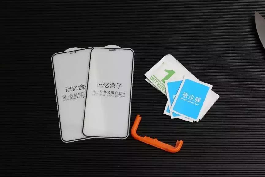 iphone最好贴什么样的钢化膜,iphone13钢化玻璃膜