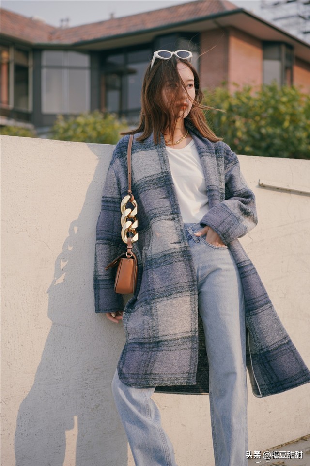 格纹元素怎么穿才更时髦,格纹经久不衰的经典潮流穿搭