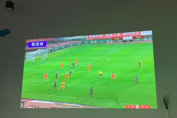 范志毅助力饿了么?打赢美团?因美团被众多体育人球迷网友卸载