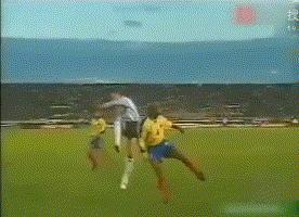 博格巴任意球十大经典,博格巴小碎步点球助跑法