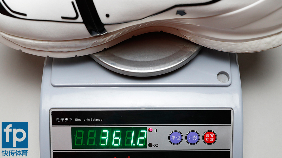 颜值脚感兼备的休闲鞋推荐,颜值高的运动代步鞋