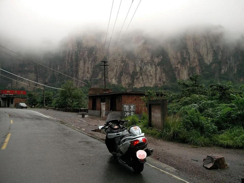 骑行乐趣完整视频,摩托骑行西藏最美公路风景