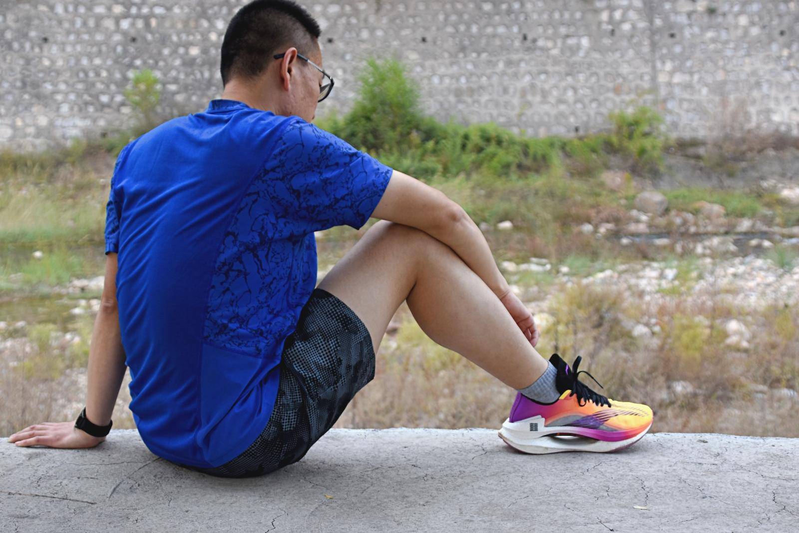 跑鞋测评态极,李宁飞电3.0challenger和李宁小绝影