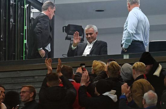 穆里尼奥双红会,穆里尼奥观战葡萄牙