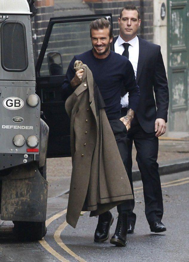 贝克汉姆小七马丁靴,保暖时尚马丁靴做硬朗帅气型男