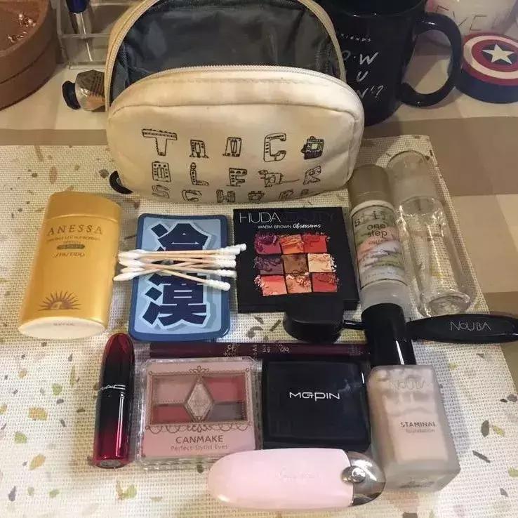 戚薇神仙眼影盘,戚薇推荐眼影盘