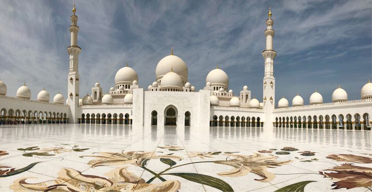 阿联酋是全球最富裕的国家吗,阿联酋最富有的国家