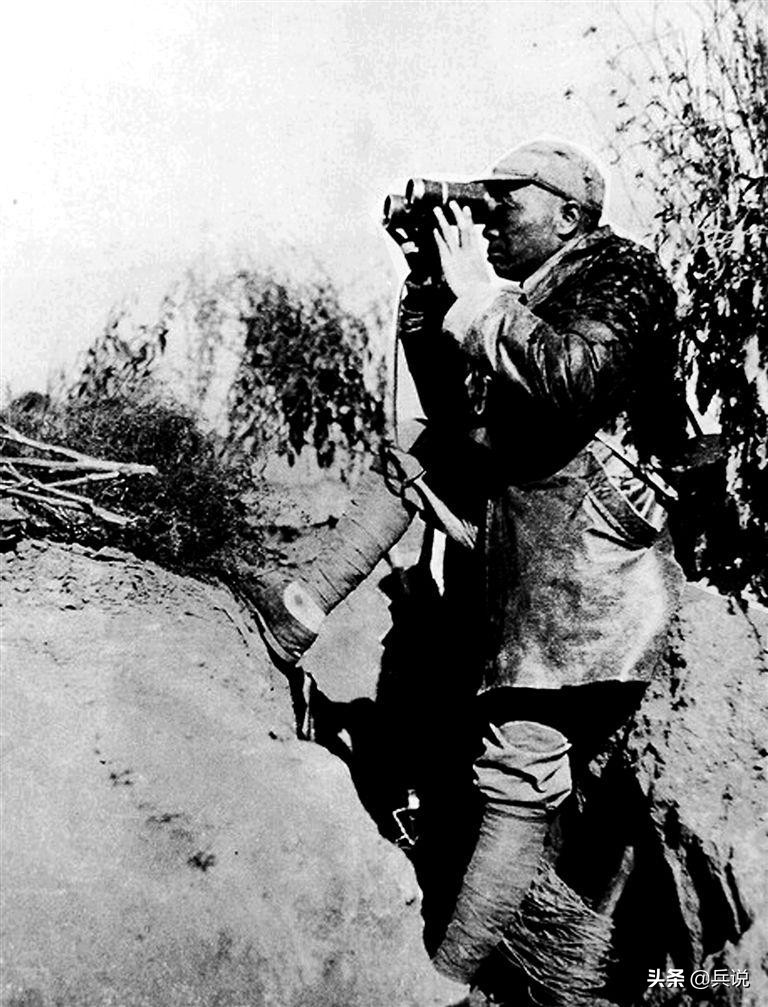 血的教训！左权邓萍两位战将，都因望远镜反光而中弹牺牲