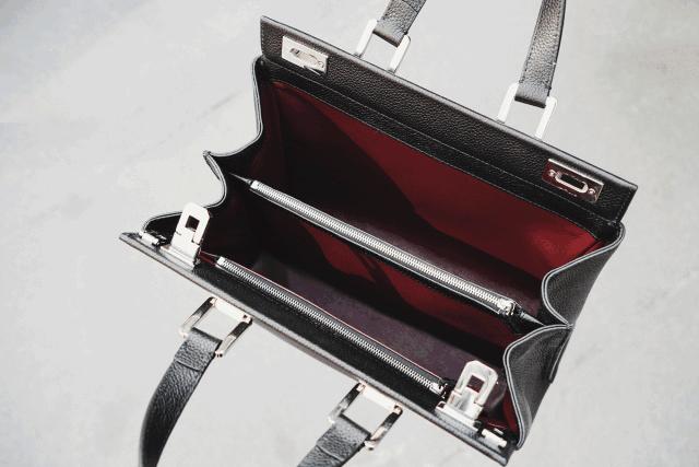 母亲节买束鲜花送妈妈,母亲节送妈妈一个皮包