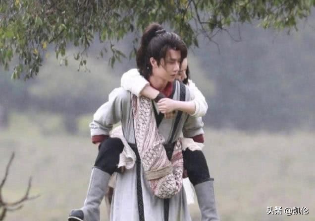 刘诗诗和赵丽颖综艺,刘诗诗赵丽颖一字粗平眉走天下