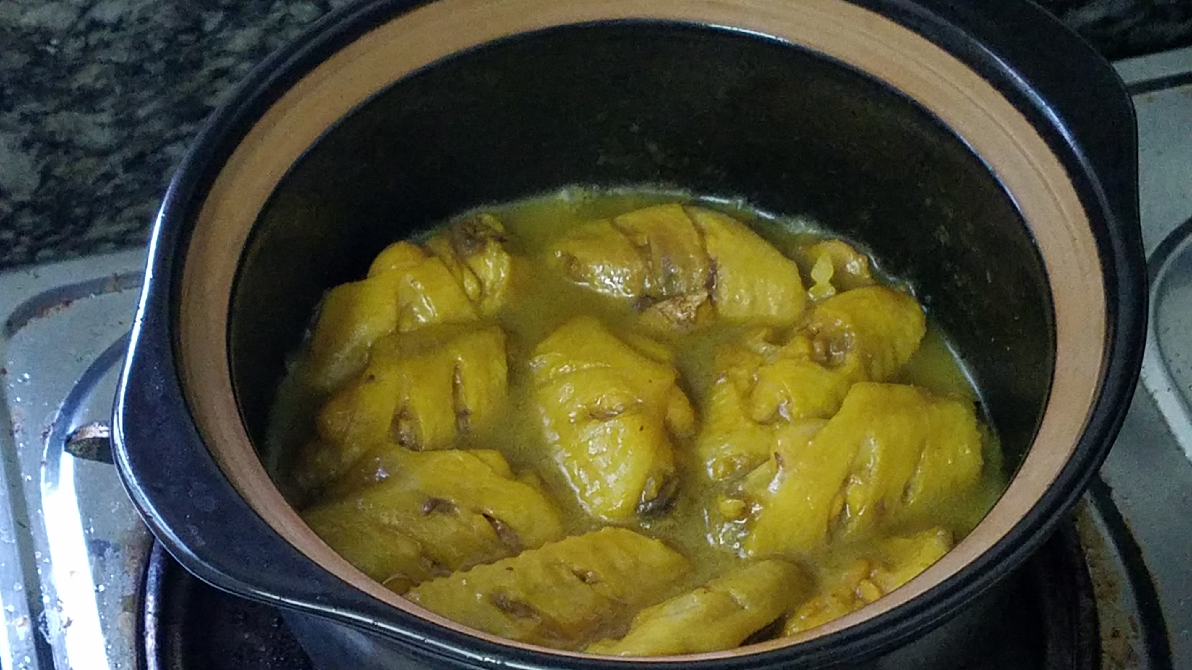 广东正宗盐焗鸡翅成品做法,家常盐焗鸡翅的简单做法