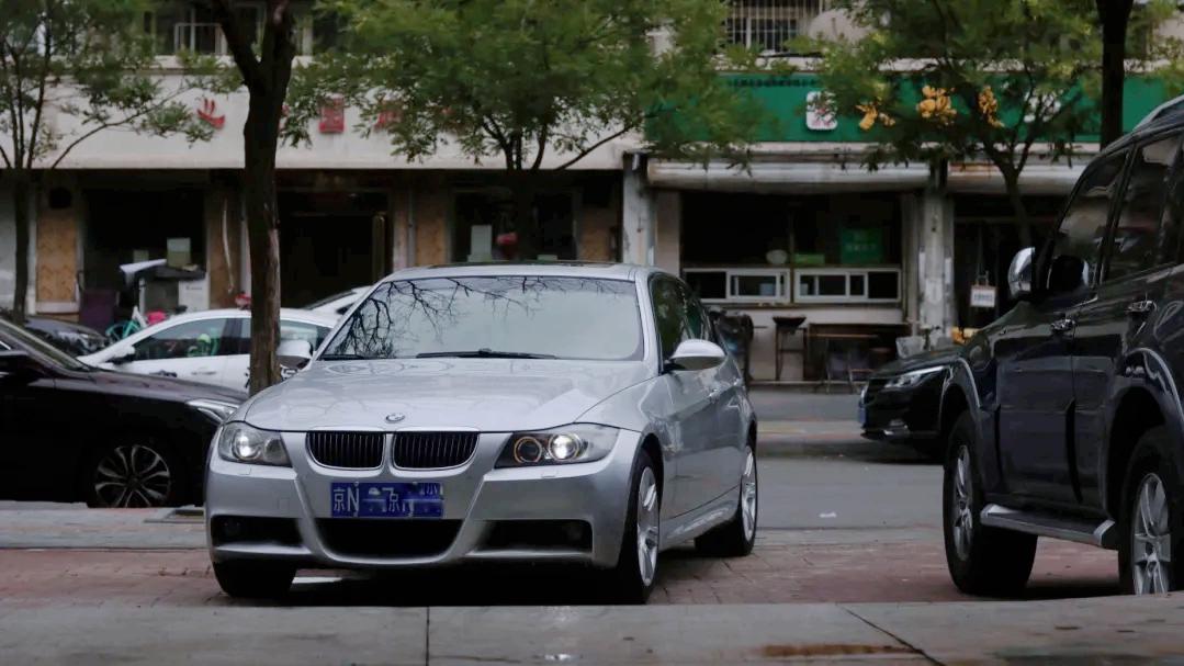 怪兽修车老车翻新,宝马e90325i