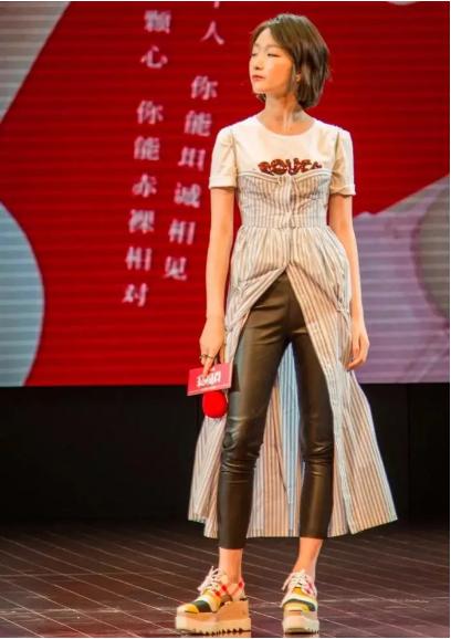 周冬雨小个子怎么穿,周冬雨的穿衣最适合矮个子参考