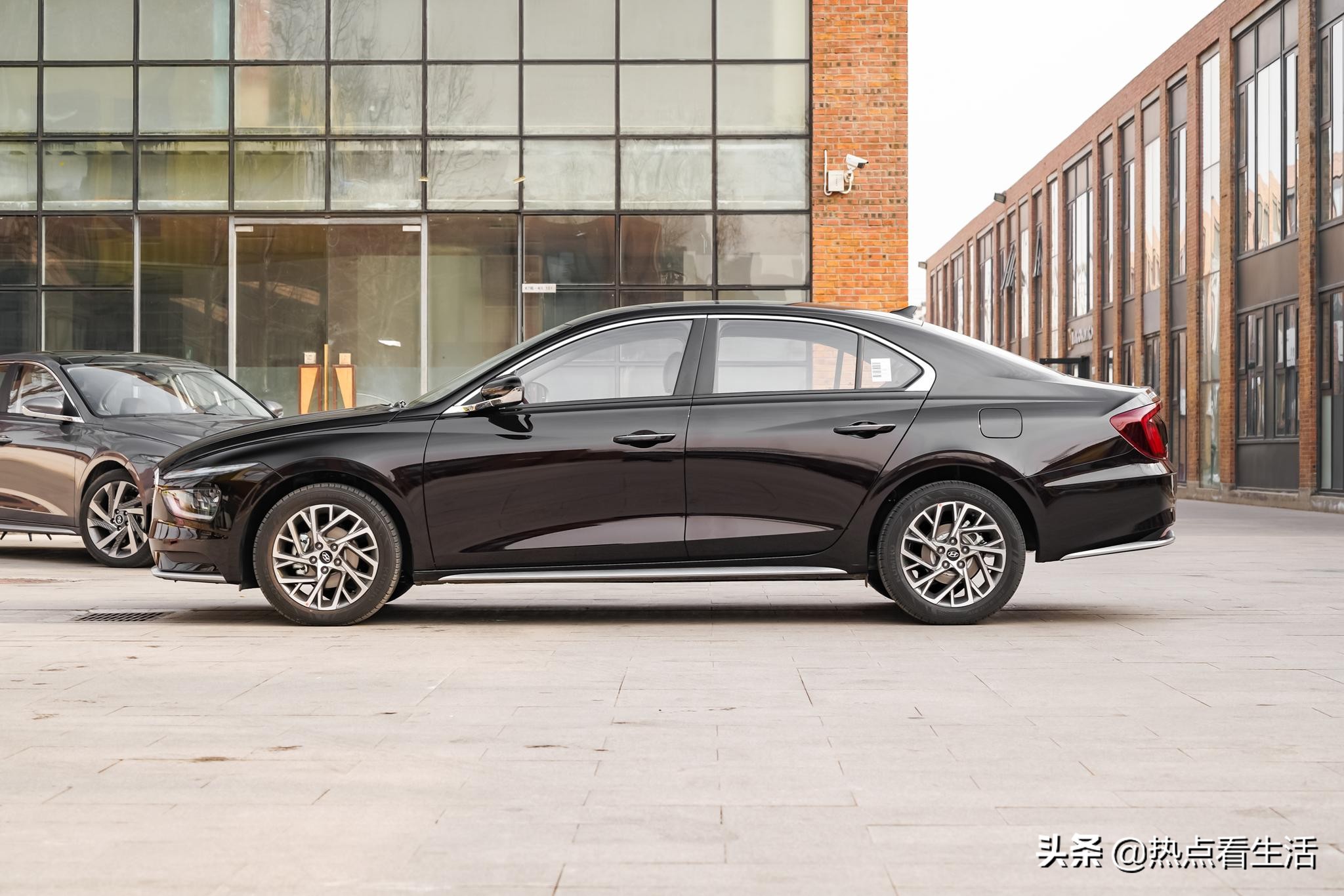 韩系车名图,韩系名图车质量到底咋样