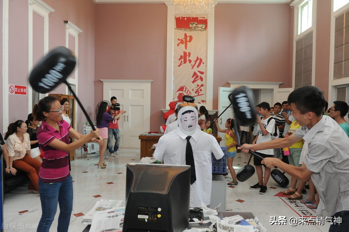 梦到树起大火,梦见树着火时又熄灭什么意思