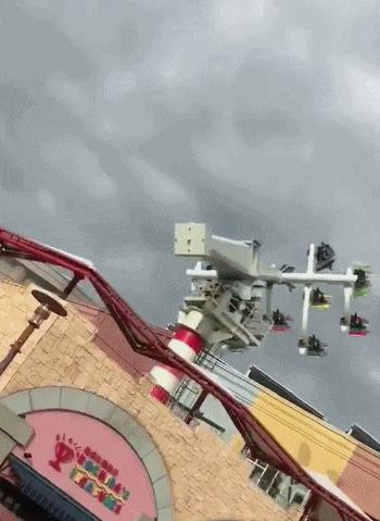 搞笑gif妹子的内心是崩溃的,搞笑gif妹子原来是个逗比