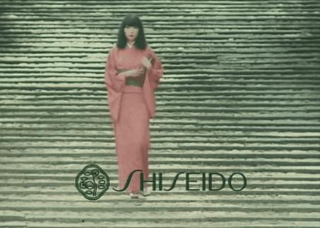 22岁出道28岁成YSL宠儿,意外逝世13年,她仍是资生堂的第一美人